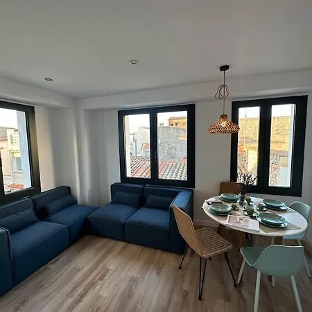 Apartamento En El Casco Antiguo De *